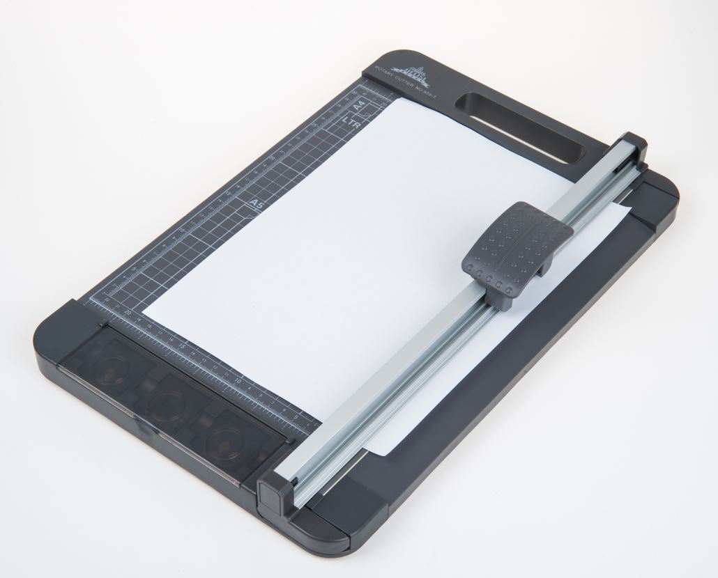 959 - multifunctional paper trimmer